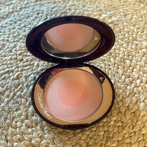 CHARLOTTE TILBURY First Love Blush